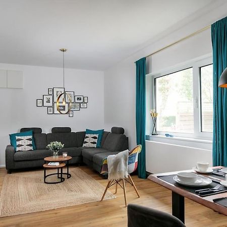 Charmantes Townhaus Mit Garten, W-Lan & Netflix Potsdam Exterior foto