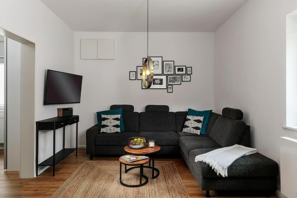Charmantes Townhaus Mit Garten, W-Lan & Netflix Potsdam Exterior foto