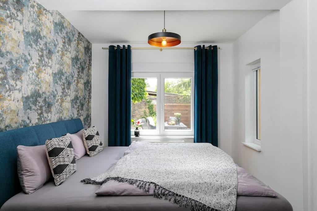 Charmantes Townhaus Mit Garten, W-Lan & Netflix Potsdam Exterior foto
