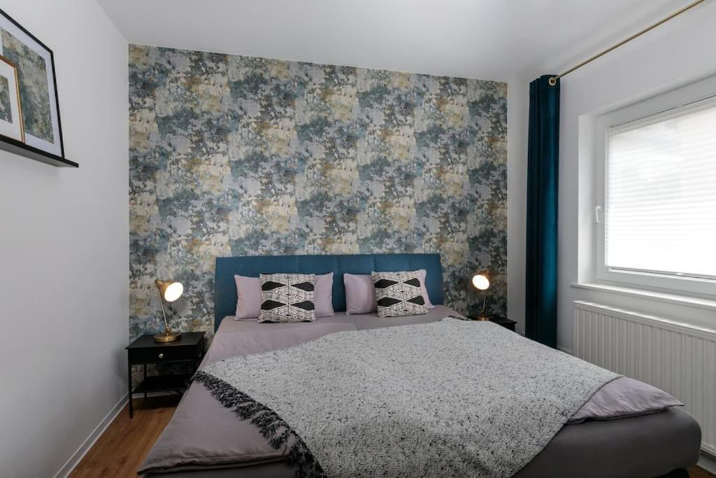 Charmantes Townhaus Mit Garten, W-Lan & Netflix Potsdam Exterior foto
